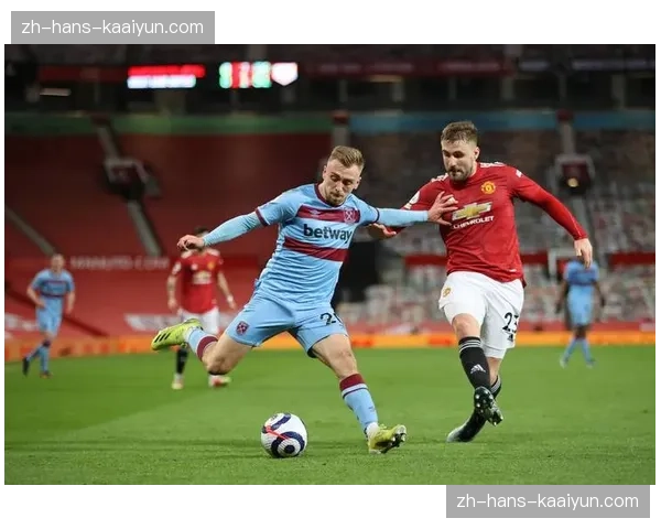 町田泽维亚中后场紧凑：强调人数优势限制对手进攻空间